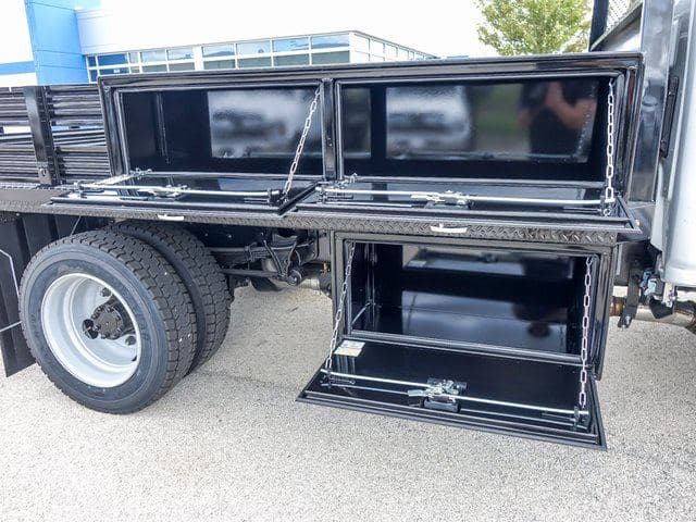 2024 Chevrolet Silverado 4500HD Work Truck image 9