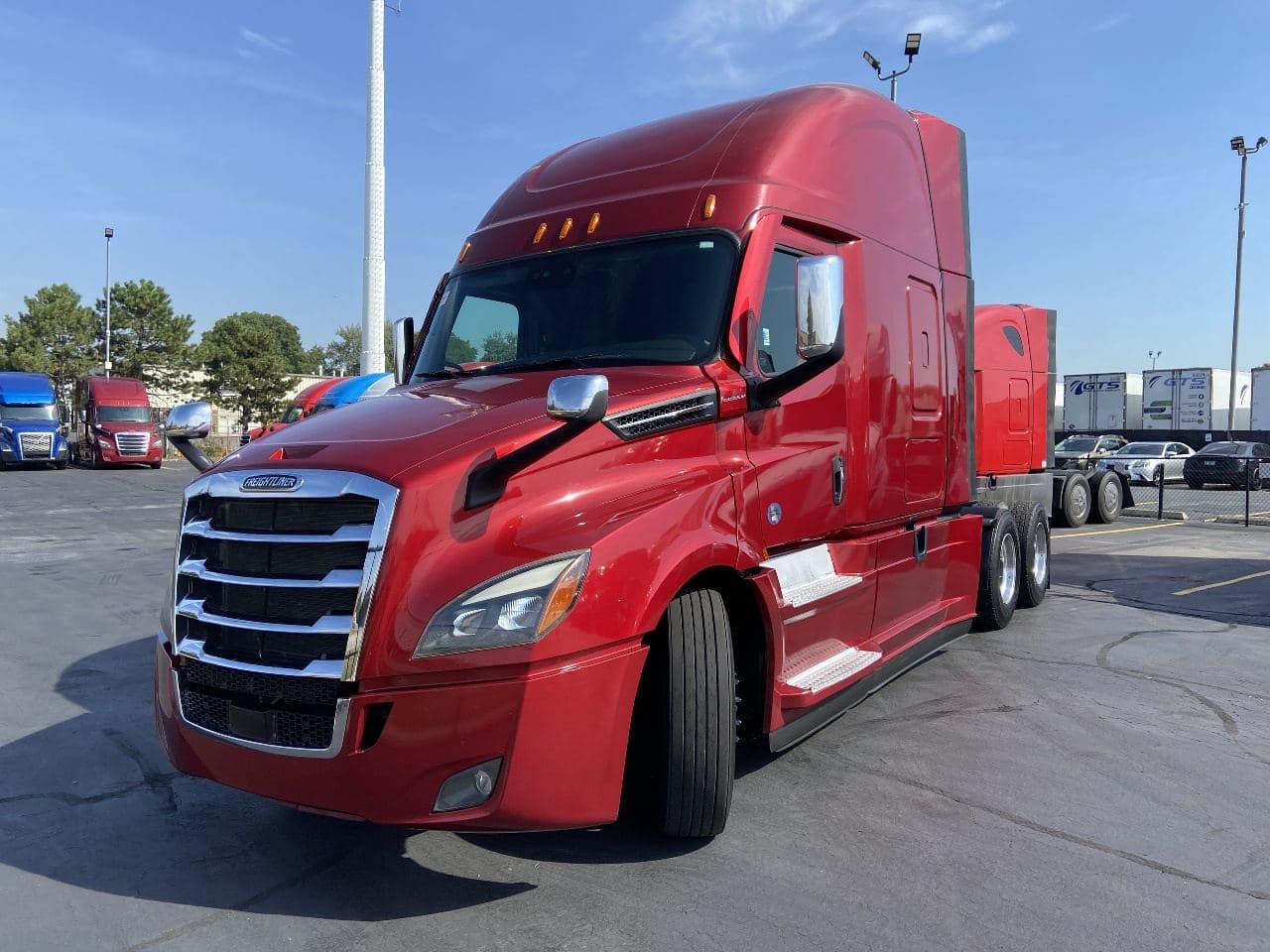 2020 Freightliner Cascadia image 1
