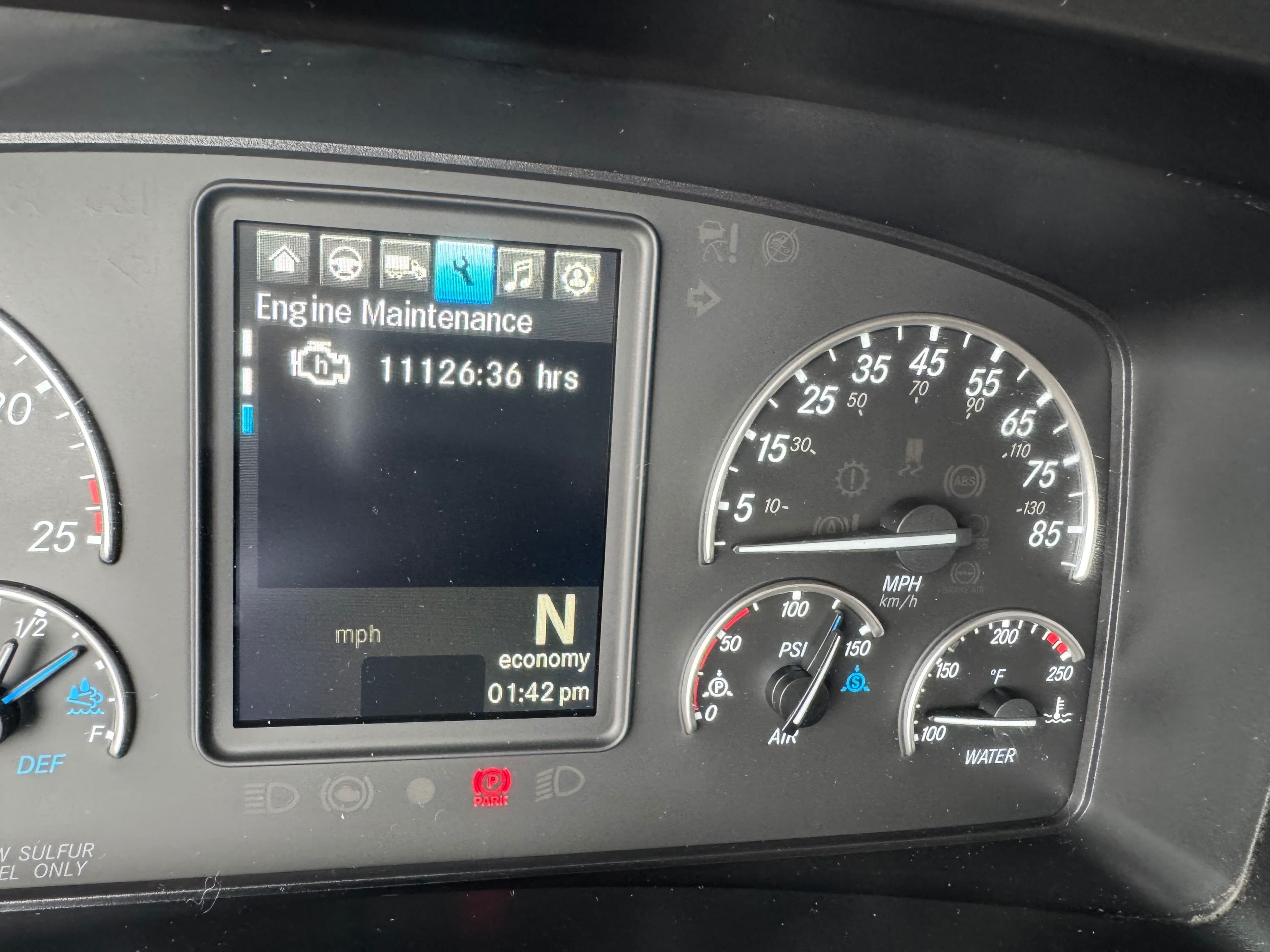 2022 Freightliner Cascadia 116 image 6