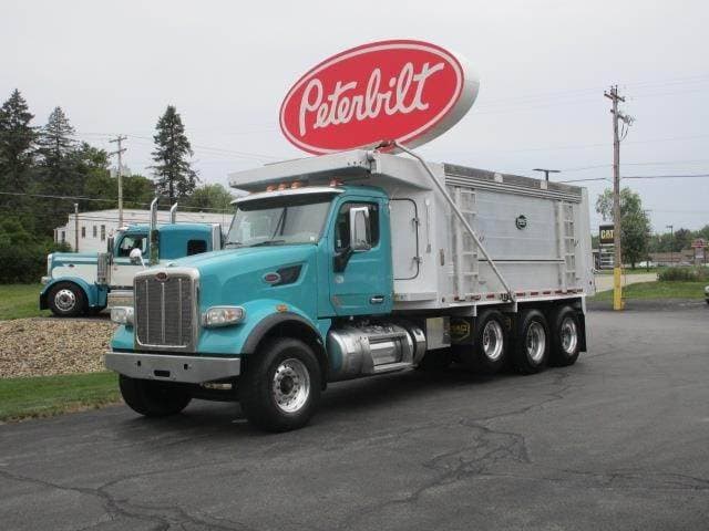 2019 Peterbilt 567 image 1