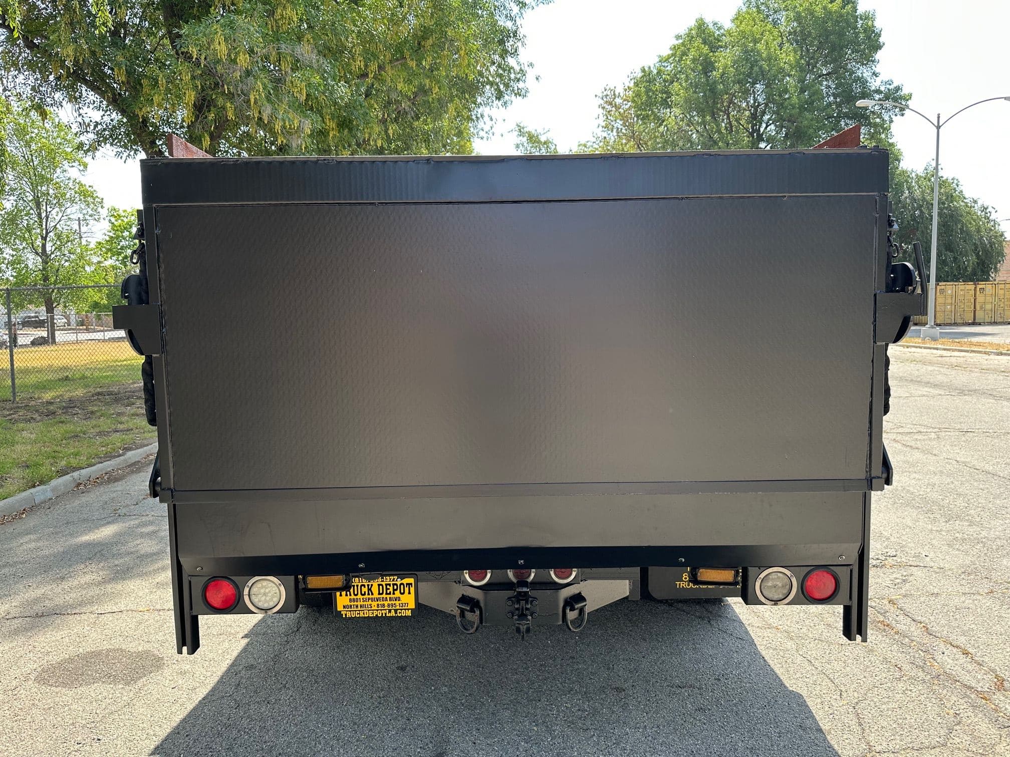 2009 FORD F450 SD Satke Bed with Liftgate 13398 image 4