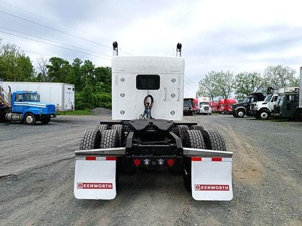 2025 Kenworth W9 Series image 4