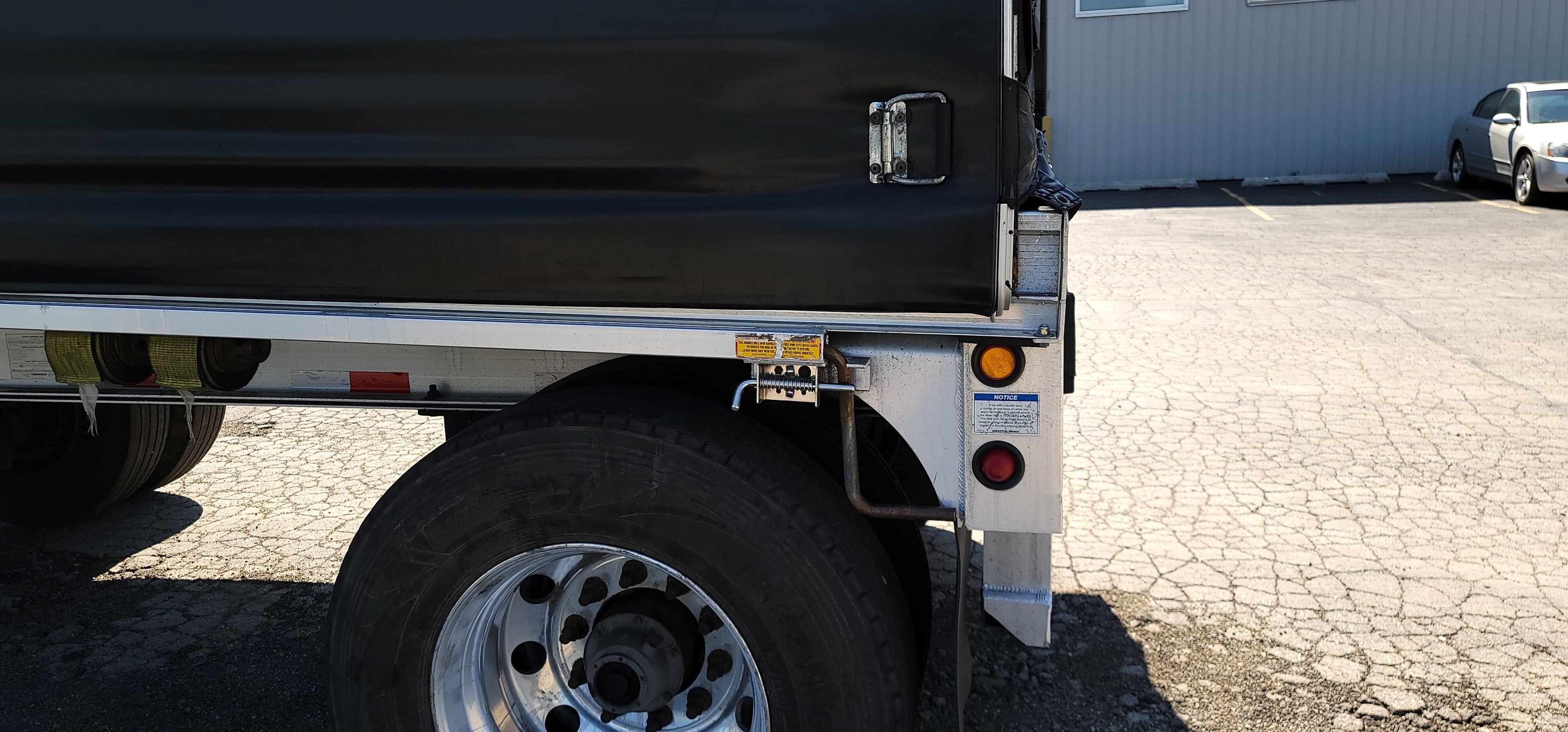 2018 Mac Trailer Mfg 1650 Cft image 14