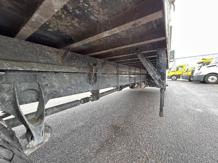 2022 International MV607 Box Truck - 220HP, 6 Speed Automatic, Roll up Door image 14