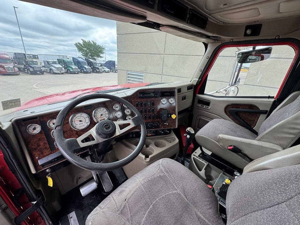 Used 2016 INTERNATIONAL 5900 image 27