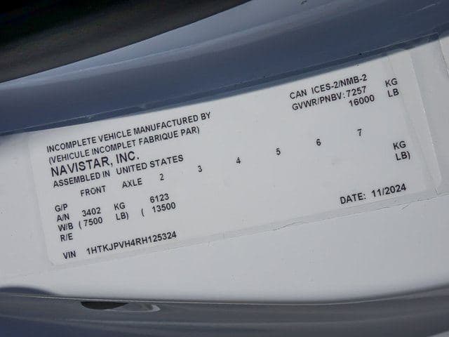 2024 Chevrolet Silverado 4500HD Work Truck image 31