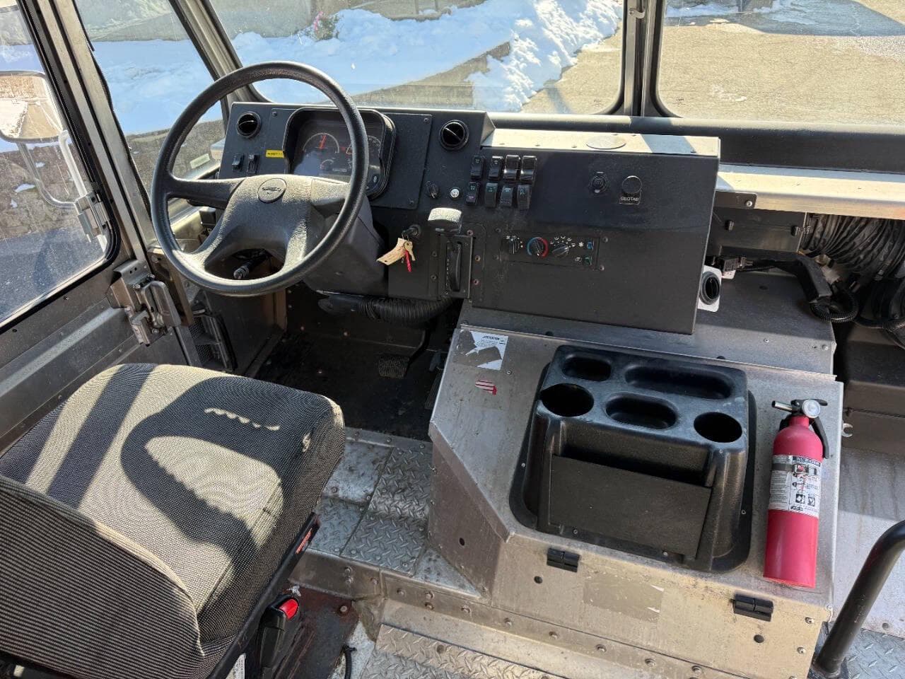 2020 Freightliner MT45 image 8