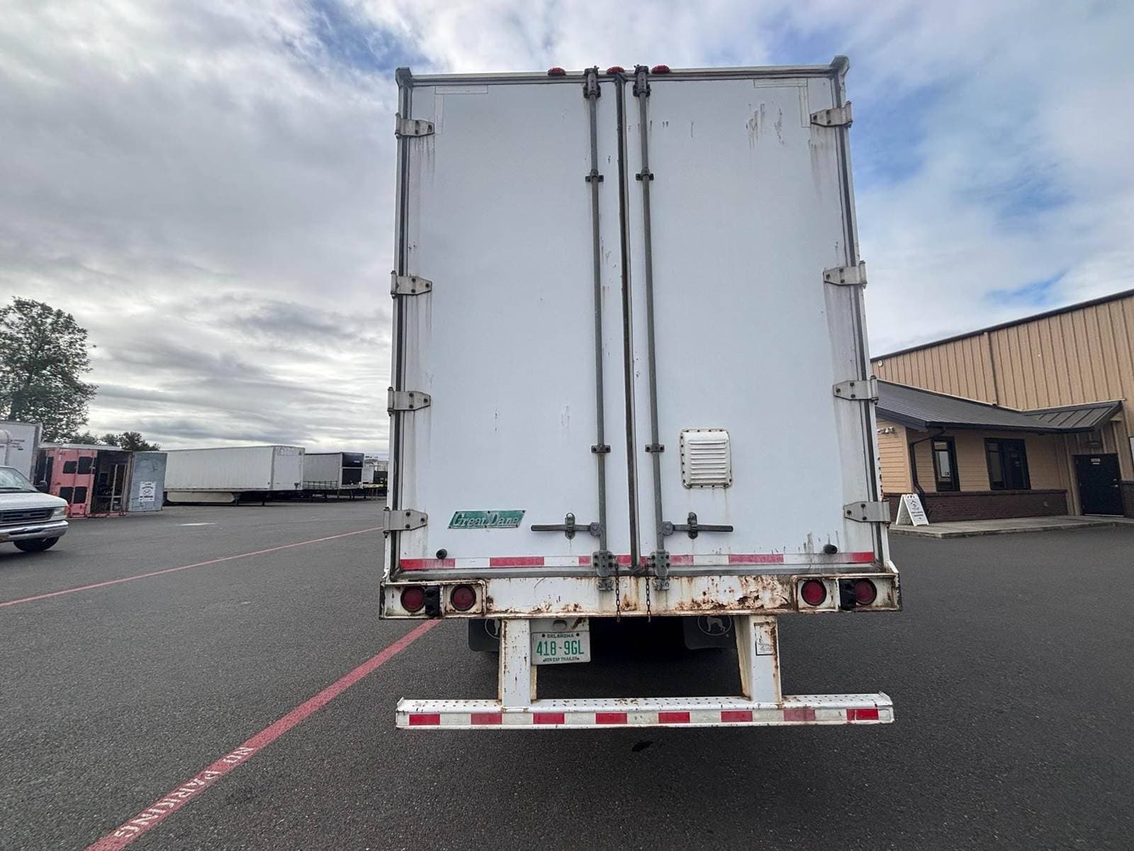 2000 Great Dane 53` Dry Van Trailer image 3