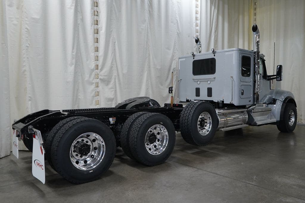 New 2027 KENWORTH W990 image 5