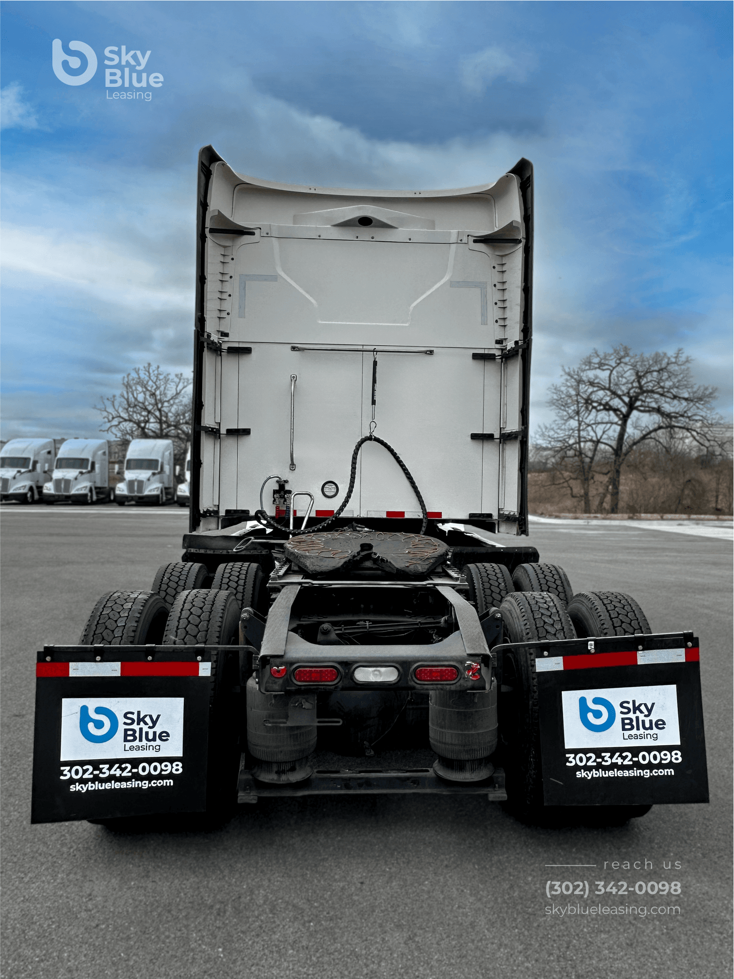 2023 Mack Anthem image 7