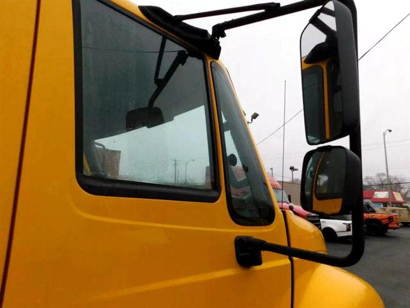 2019 International 4300 image 26