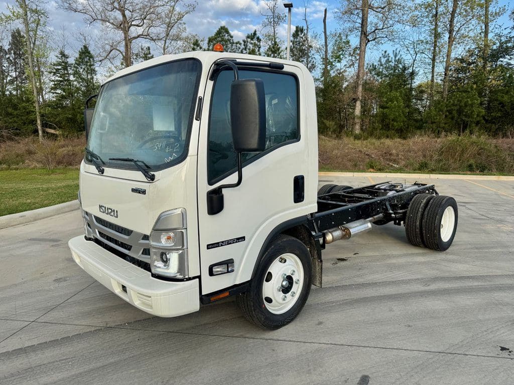 New 2026 ISUZU NPR-HD image 2