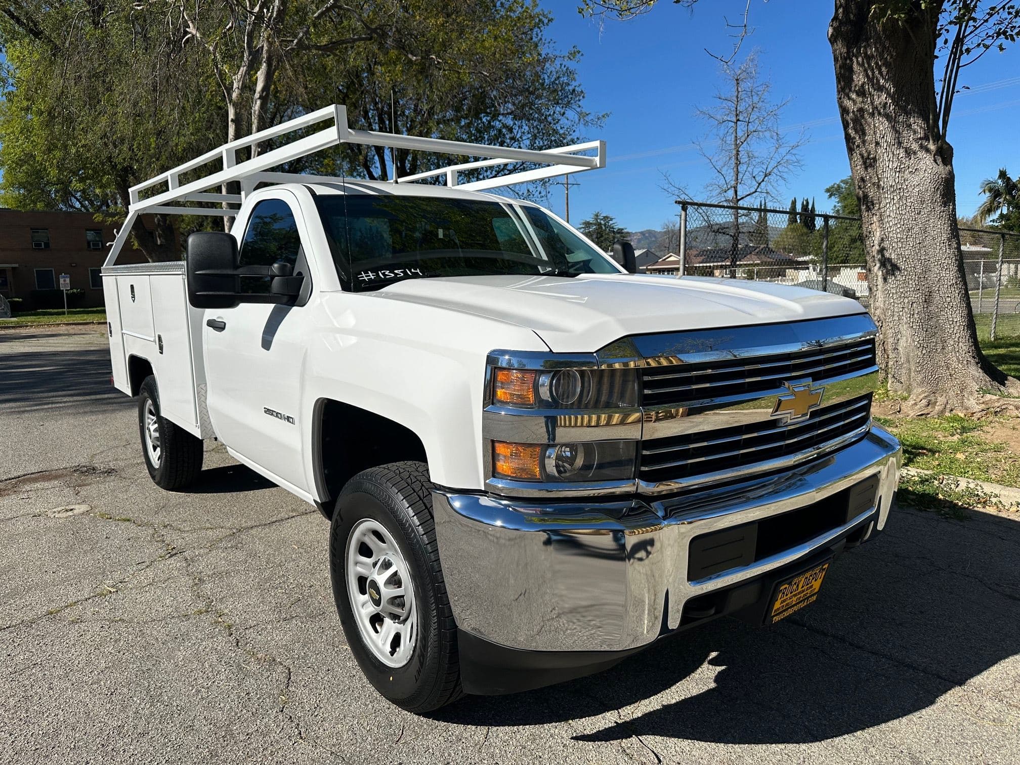 2016 CHEVROLET SILVERADO 2500HD Service Truck 13514 image 1