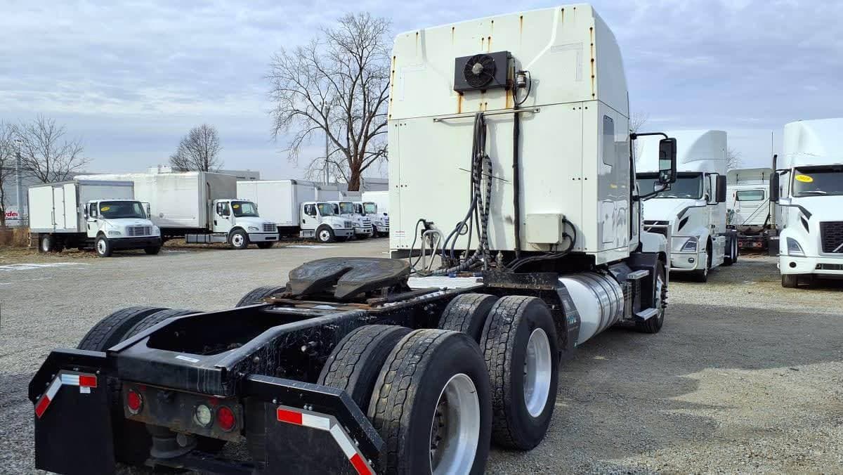 2020 Mack Anthem 64T Sleeper Semi Truck - 62" Mid Roof Sleeper, 445HP, 12 Speed Automatic image 4