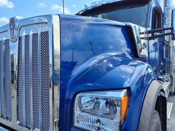 2026 Kenworth W990 image 9