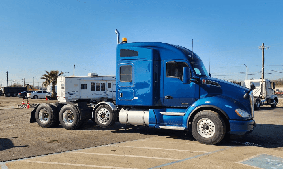 2020 Kenworth T680 image 5