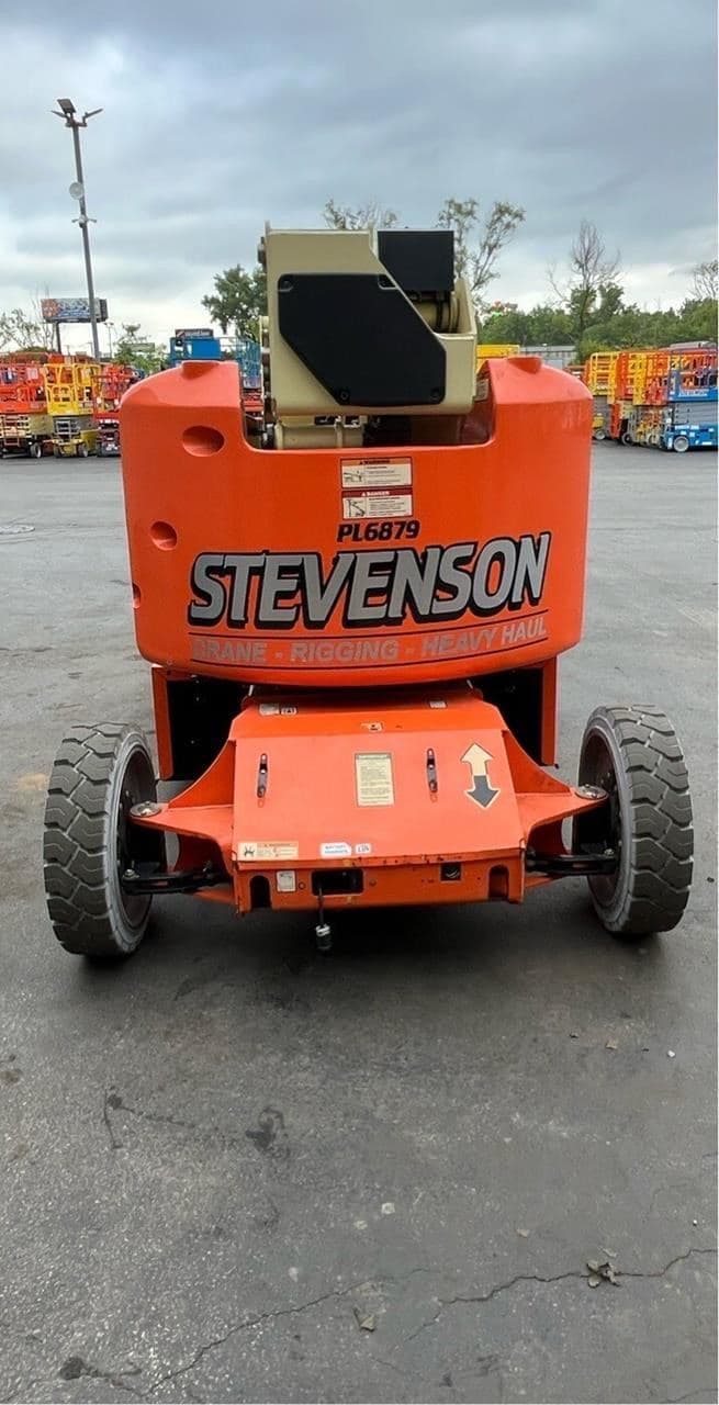 2015 JLG E450AJ PL6879 image 5