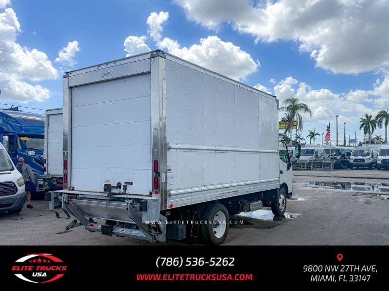 2018 Hino 195 image 5