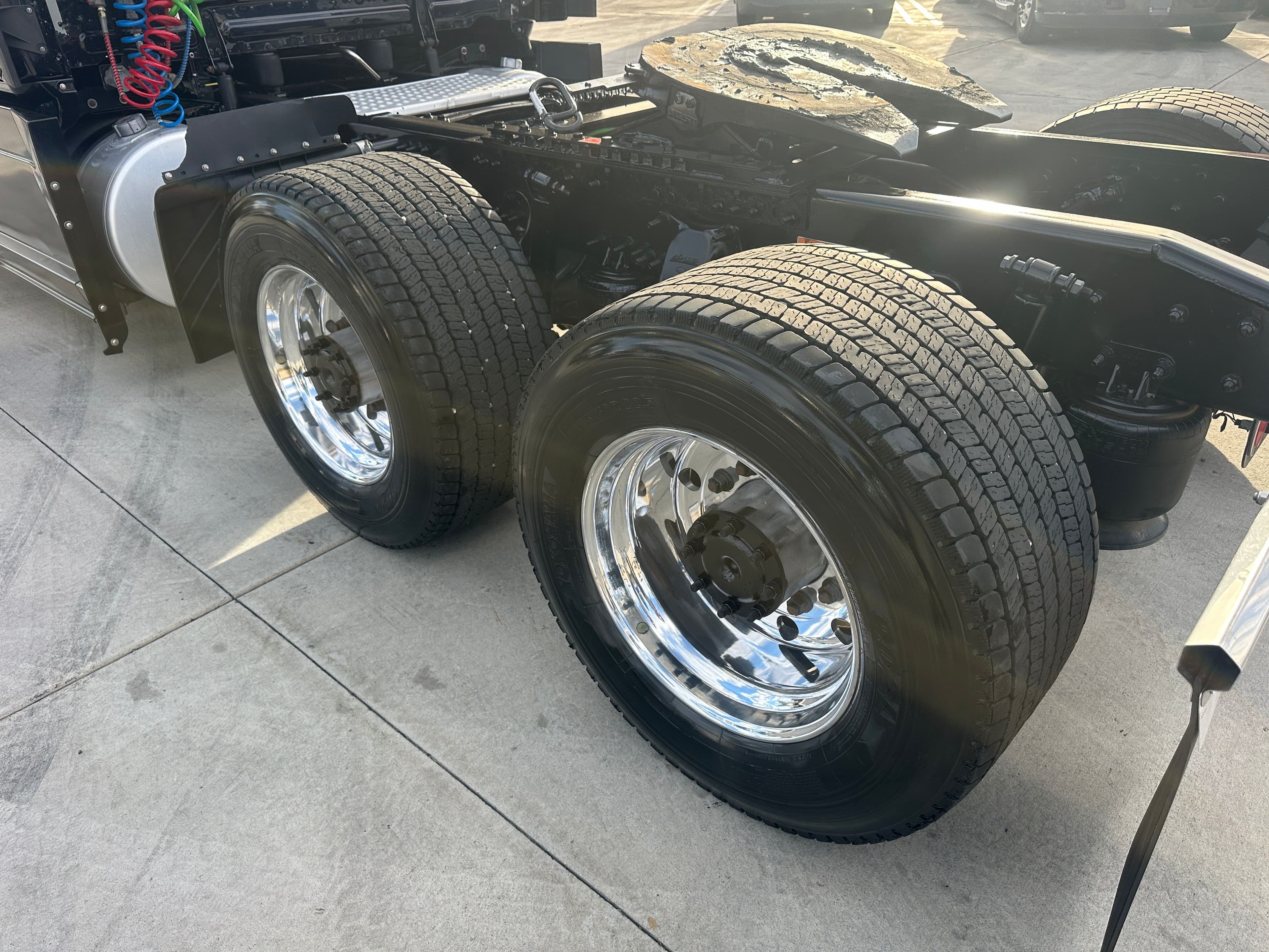 2021 Freightliner Cascadia 126 image 15