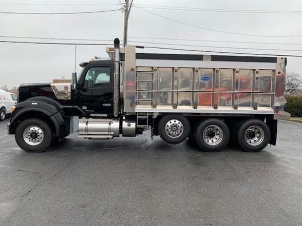 2026 Kenworth W990 image 5