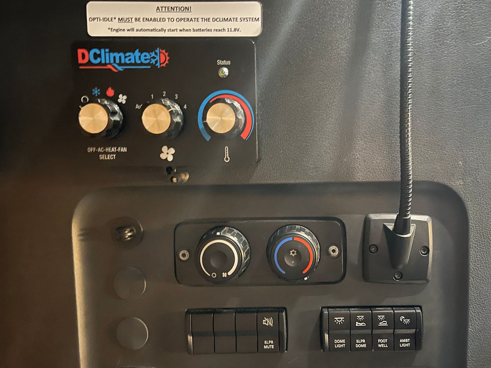 2022 Freightliner Cascadia image 20