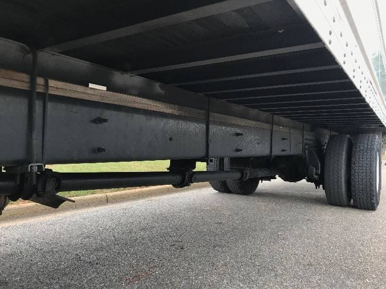 2022 International MV607 Box Truck - 220HP, 6 Speed Automatic, Roll up Door image 5