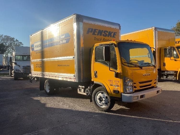 2019 ISUZU NPR HD image 1