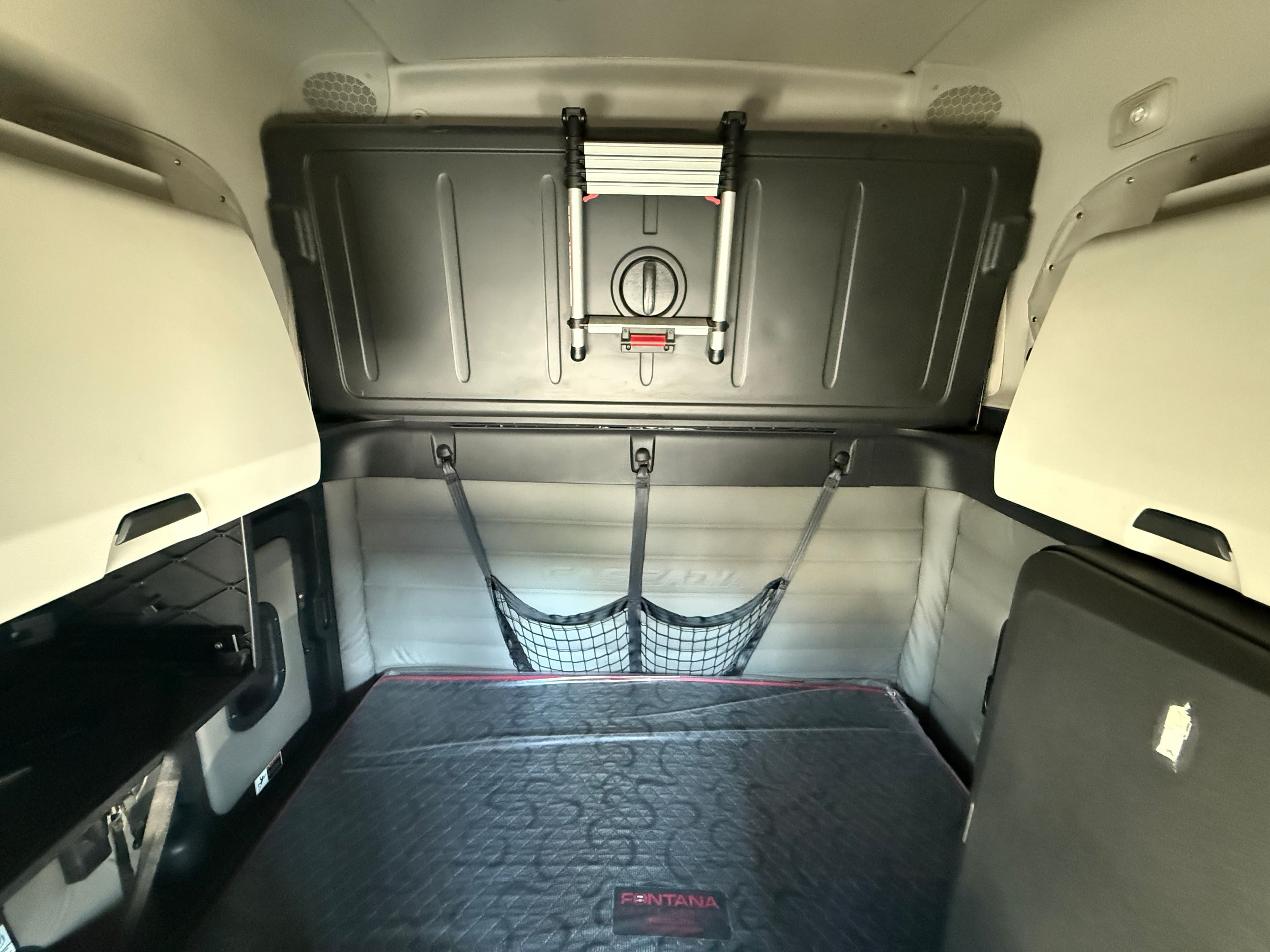 2021 Freightliner Cascadia 126 image 30