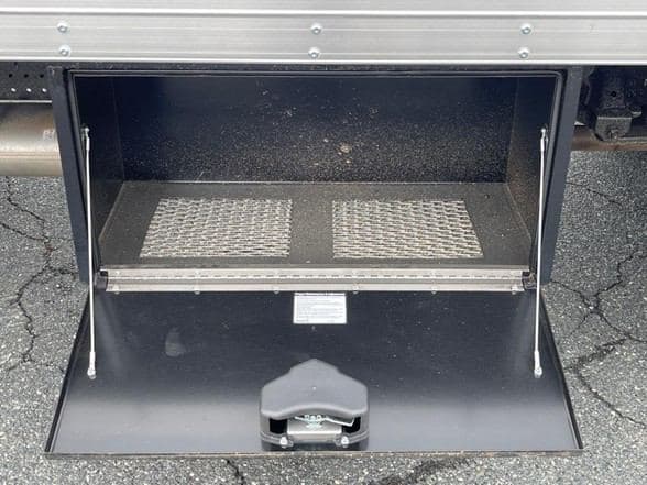 2024 Isuzu NPR HD image 12