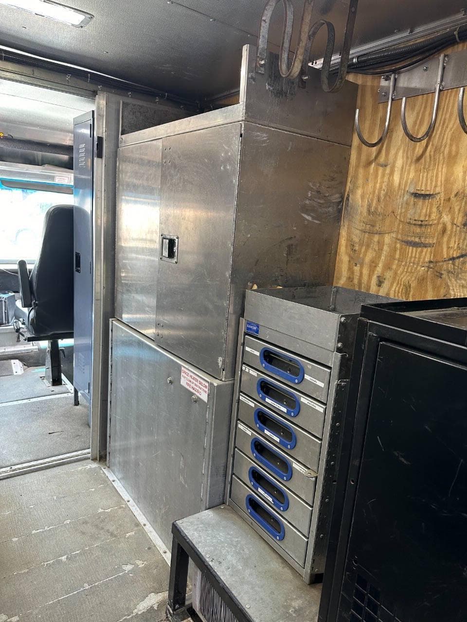 2016 Freightliner MT45 image 42