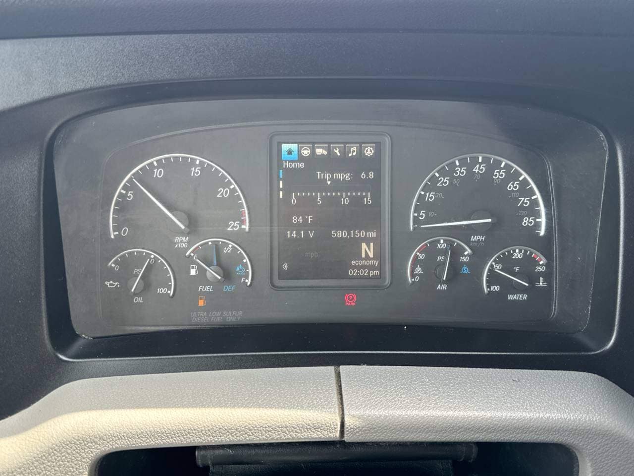 2022 Freightliner Cascadia 126 image 10