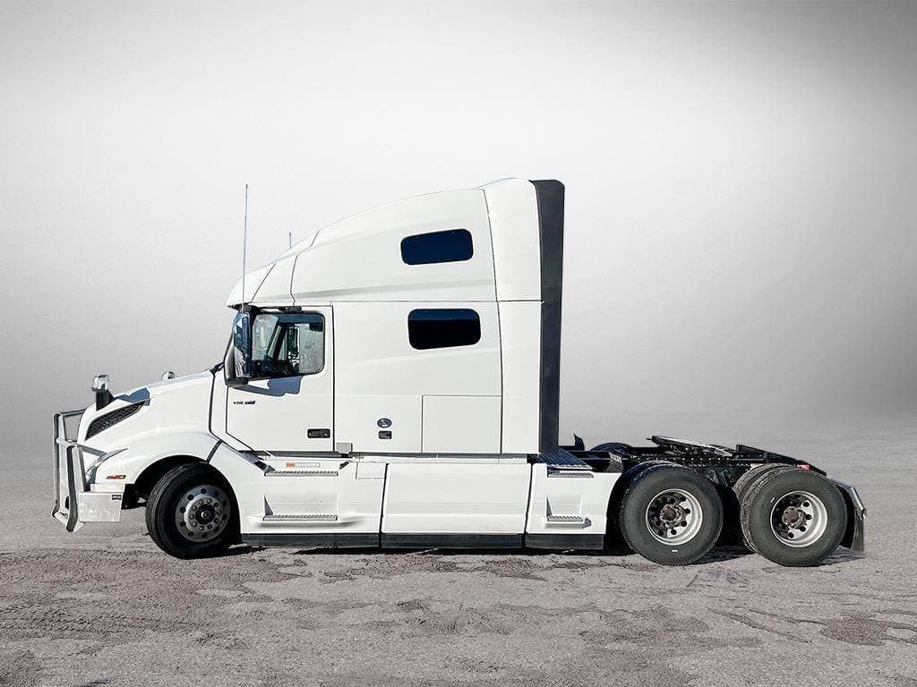 2024 Volvo VNL64T760 image 1