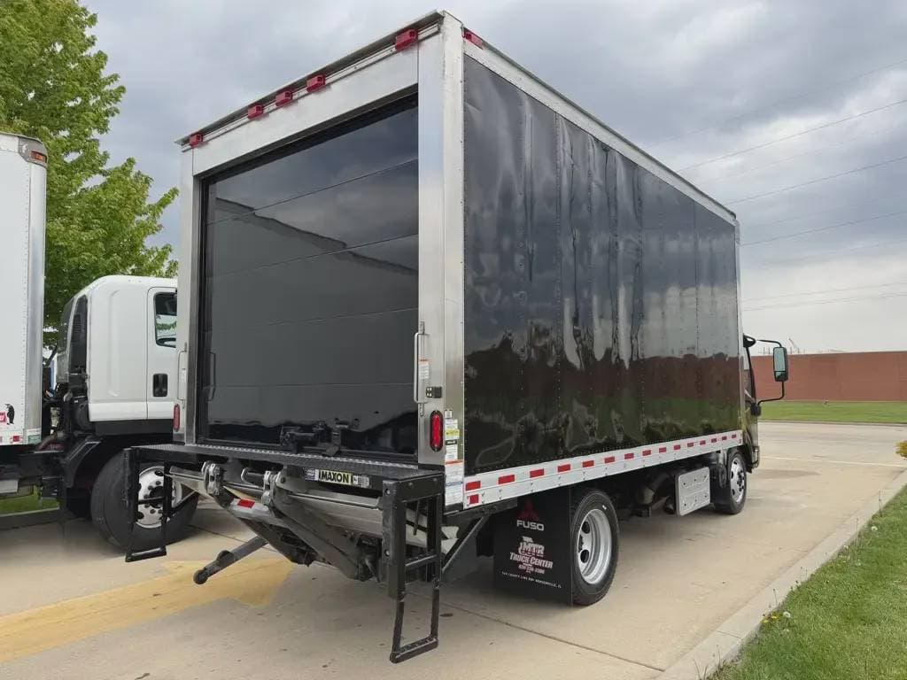 Used 2021 ISUZU Cabover Truck - COE, Reefer/Refrigerated Truck, Catering Truck - Food Truck NPR XD For Sale image 4