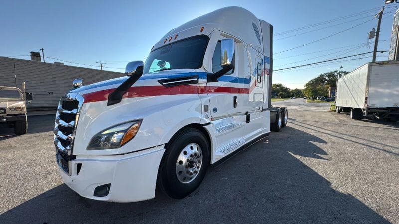 2021 Freightliner Cascadia image 5