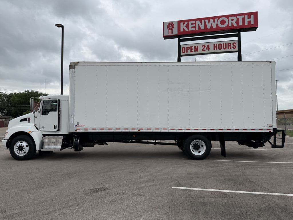 Used 2022 KENWORTH T270 image 15