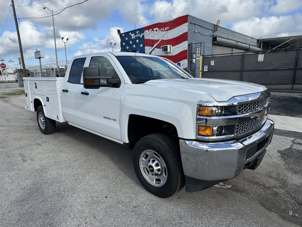 2019 Chevrolet Silverado 2500hd image 18