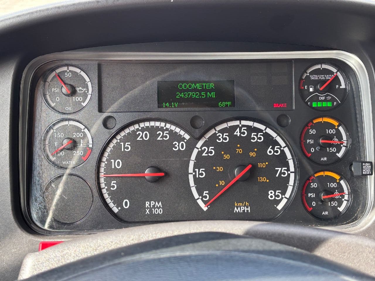 2019 Freightliner M2106 image 23