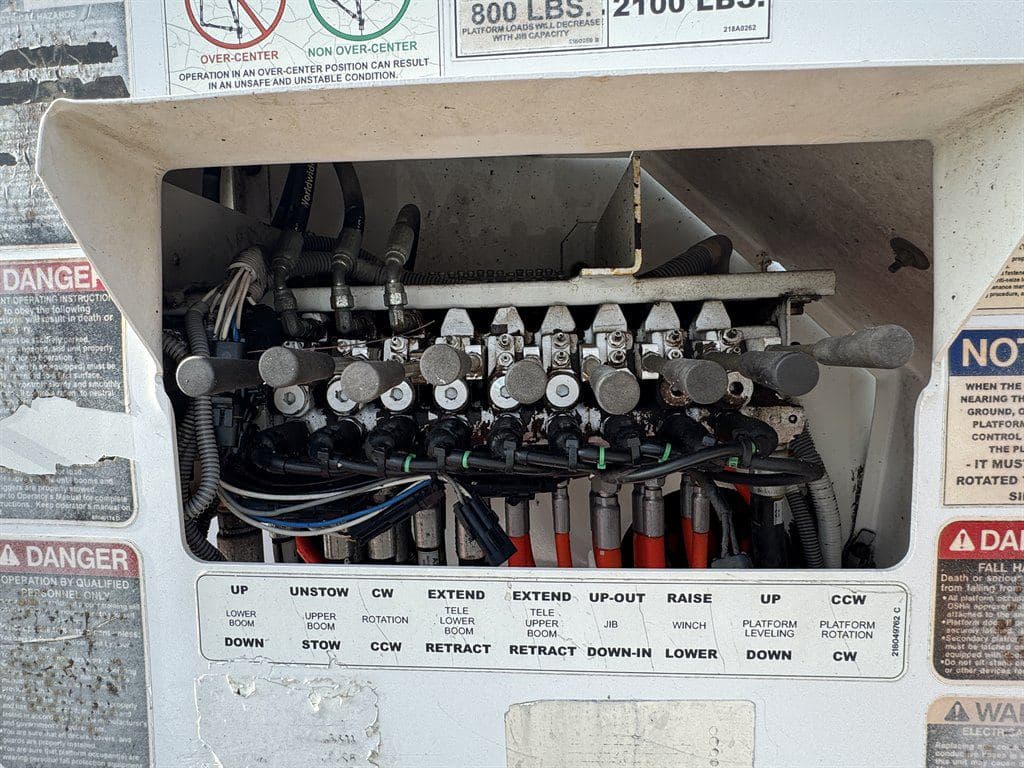 2015 Freightliner M2-112 image 30