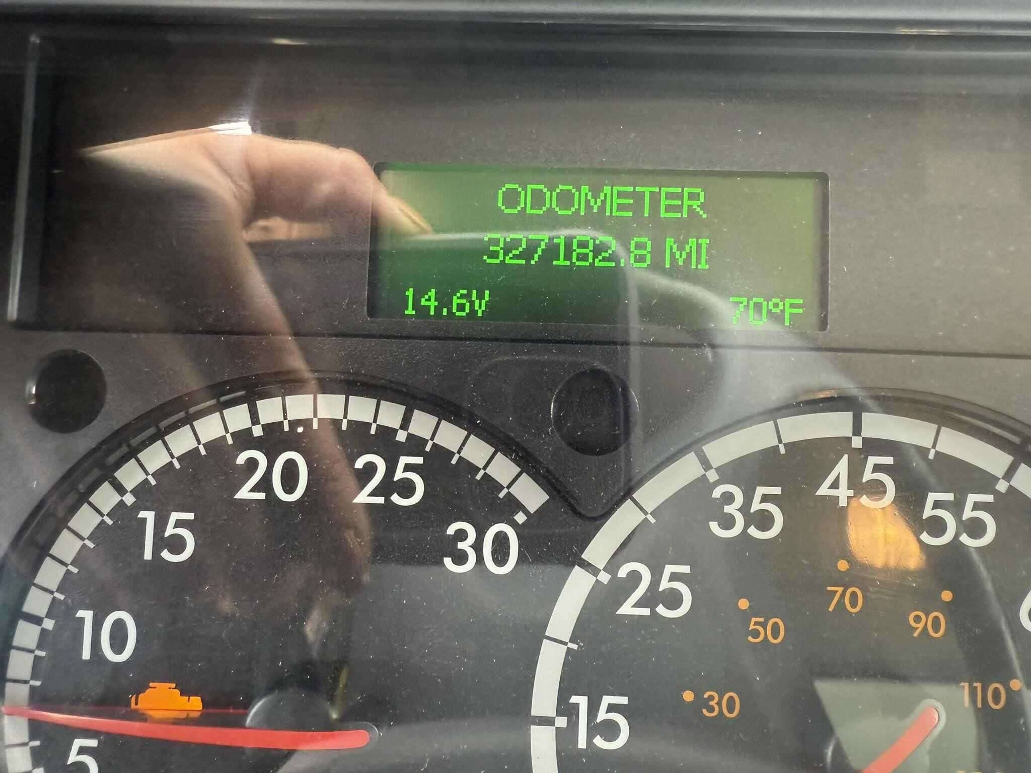 2021 Freightliner M2 image 9