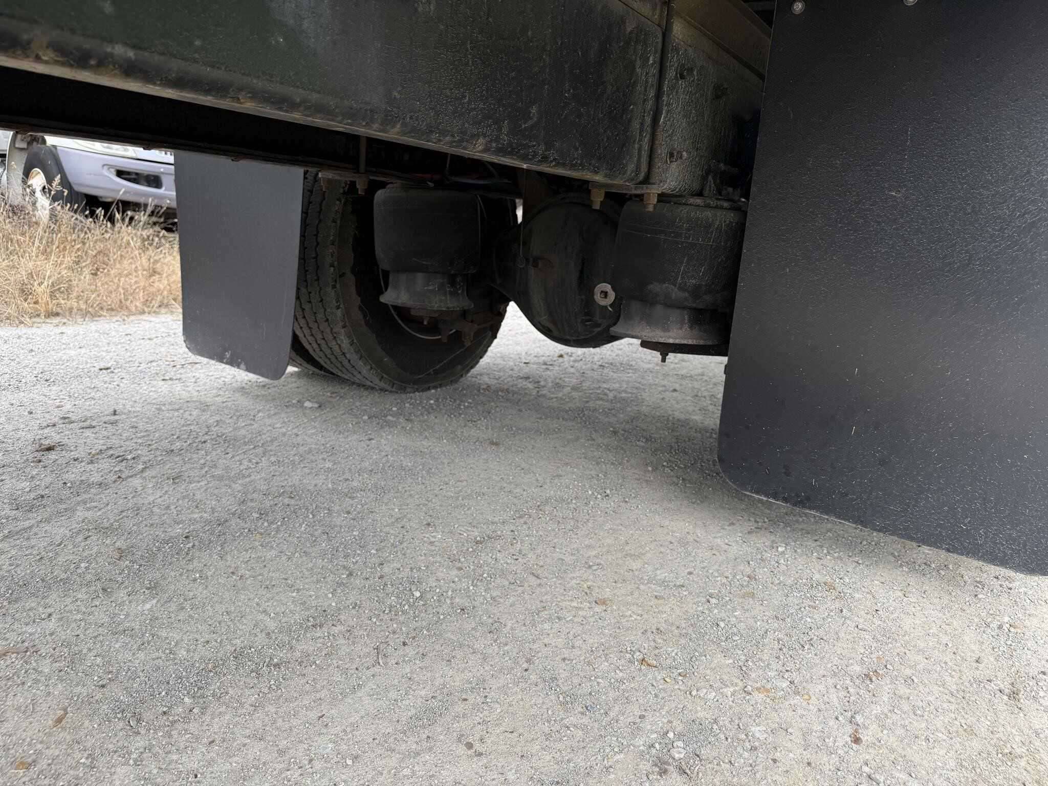 2021 Freightliner M2 image 15