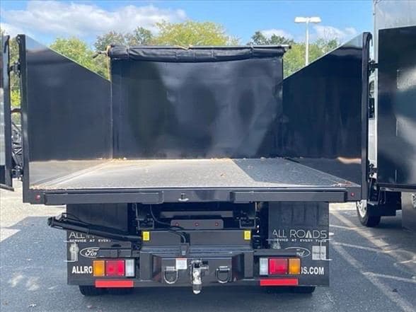 2024 Isuzu NRR image 7