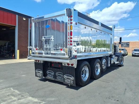 2026 Kenworth W900 image 6