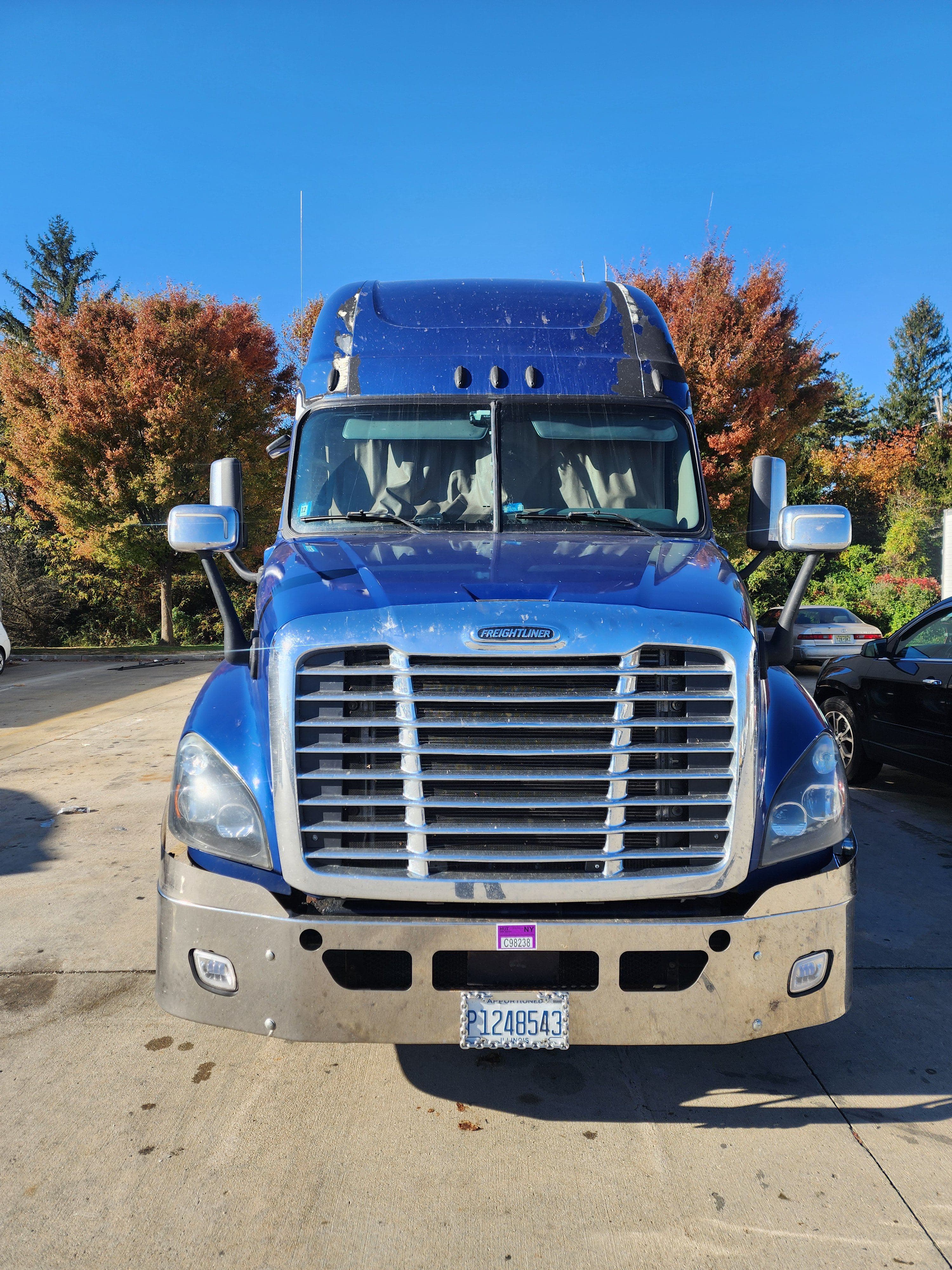 2013 Freightliner Cascadia image 10