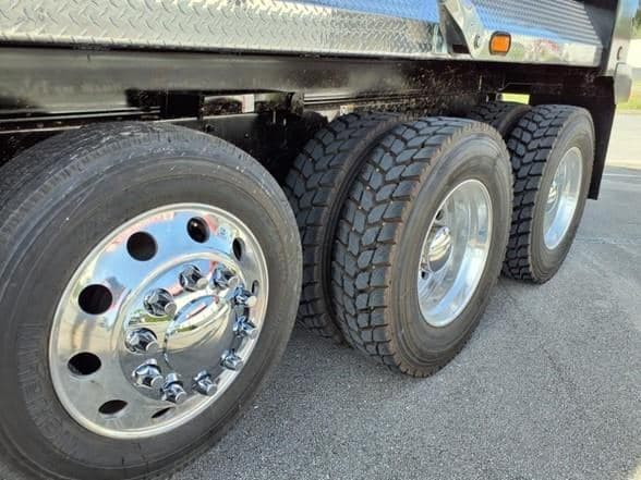 2025 Kenworth D5 image 30