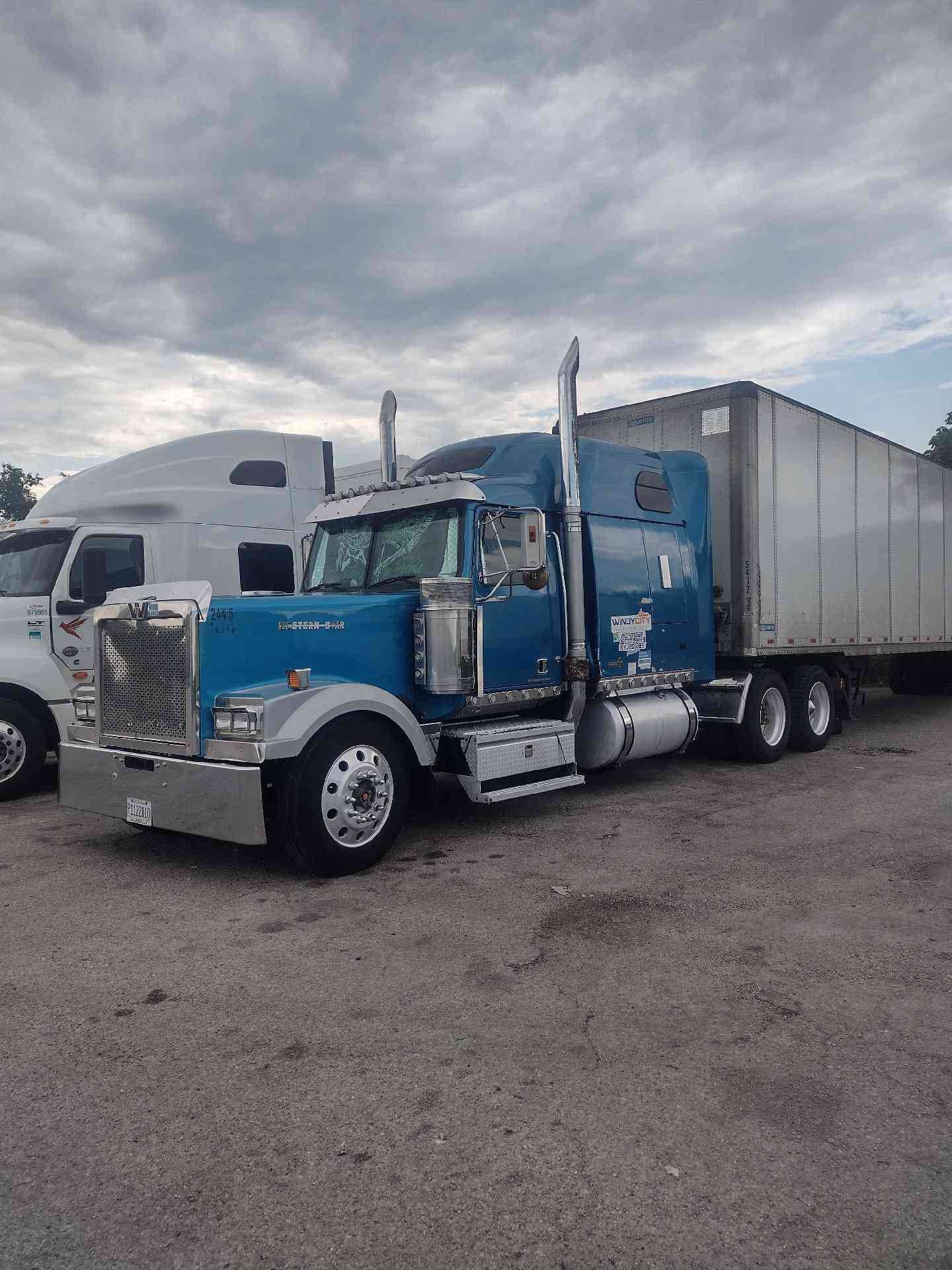 Western  star  image 1