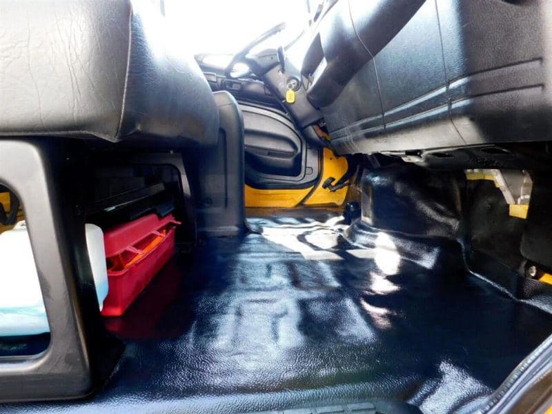 2018 Hino 338 image 32