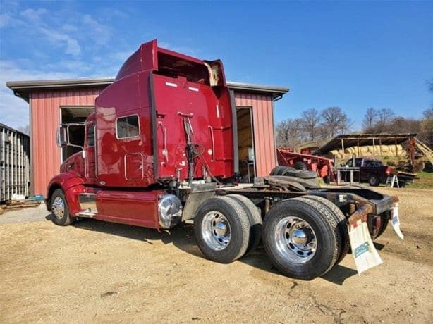 2011 PETERBILT 386 image 2