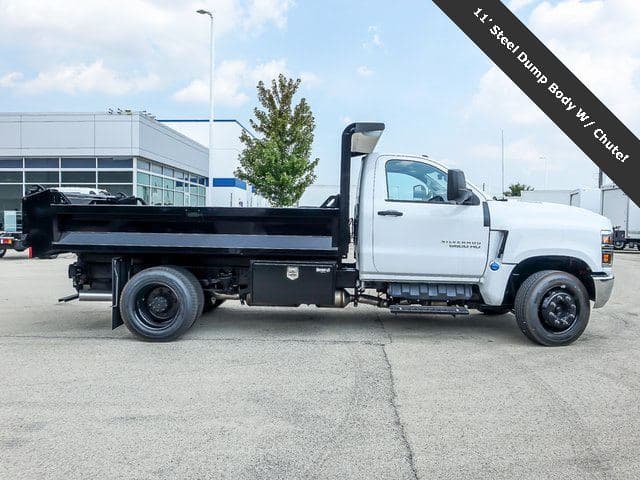 2024 Chevrolet Silverado 5500HD Work Truck 11' Dump Body image 2