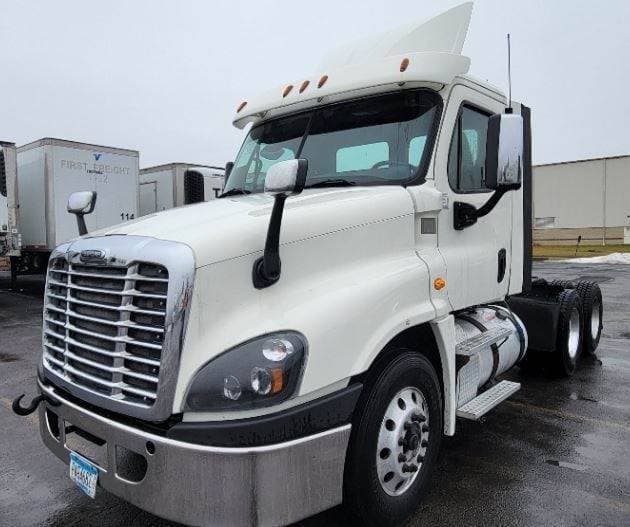 2018 Freightliner Cascadia image 4