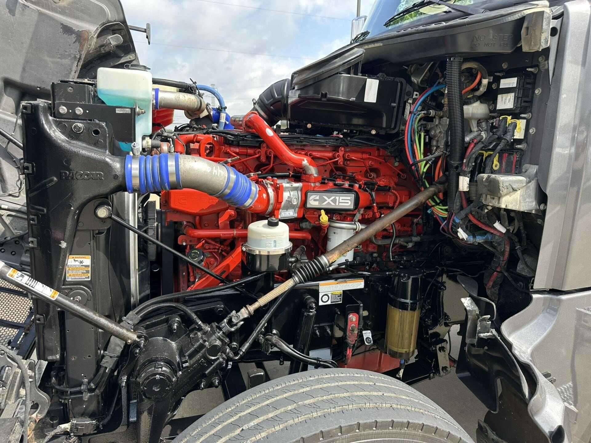 2021 Peterbilt 567 image 6